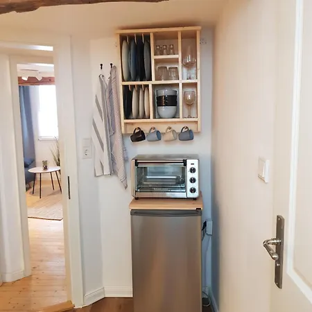 Gretchens Apartment *
